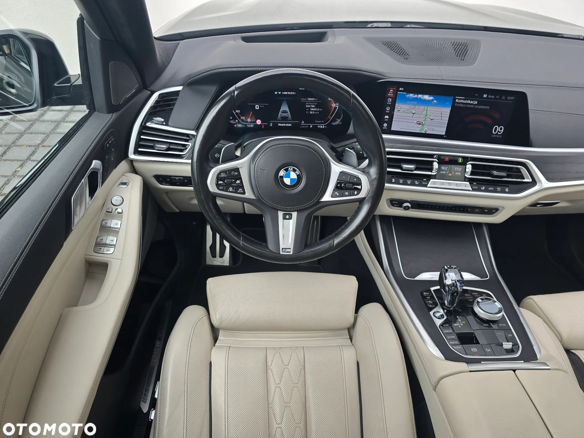 BMW X7 M50i sport - 13