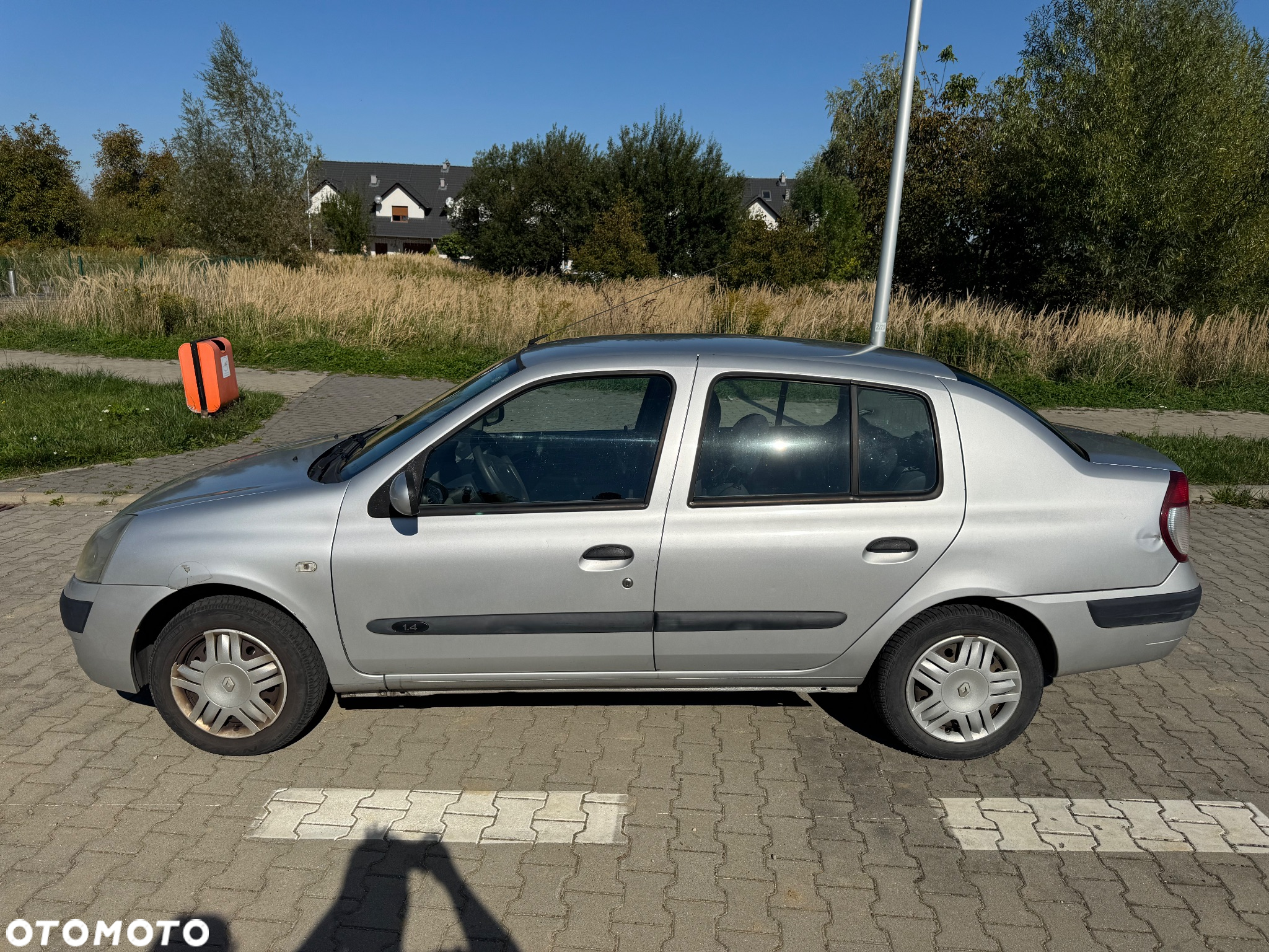 Renault Thalia 1.4 Expression - 4