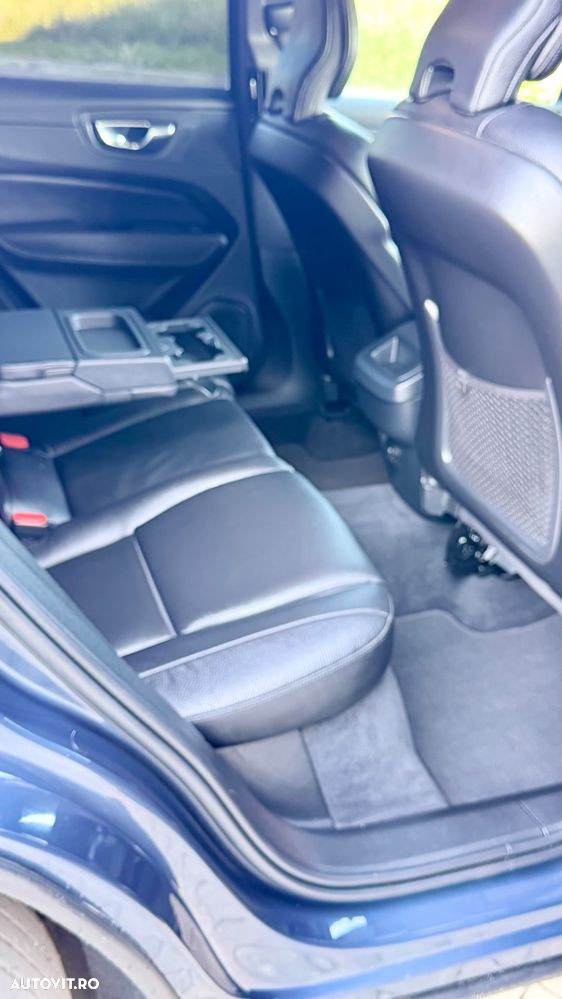 Volvo XC 60 B4 MHEV Inscription - 26