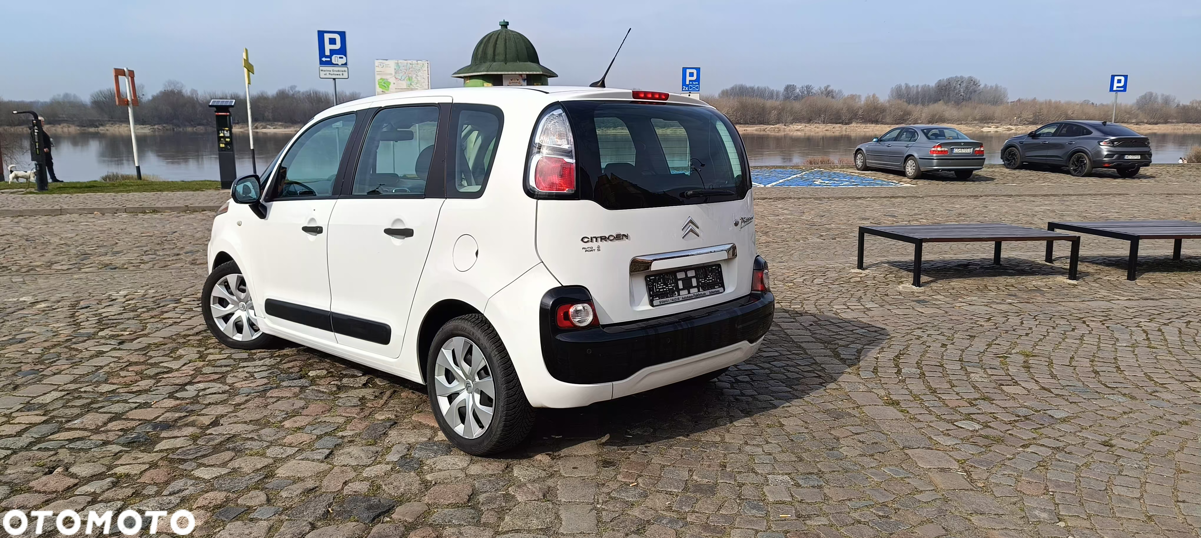 Citroën C3 Picasso 1.6i Exclusive - 4