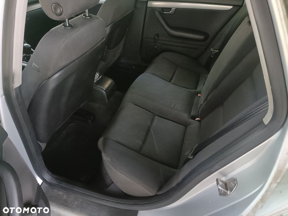 Audi A4 Avant - 8