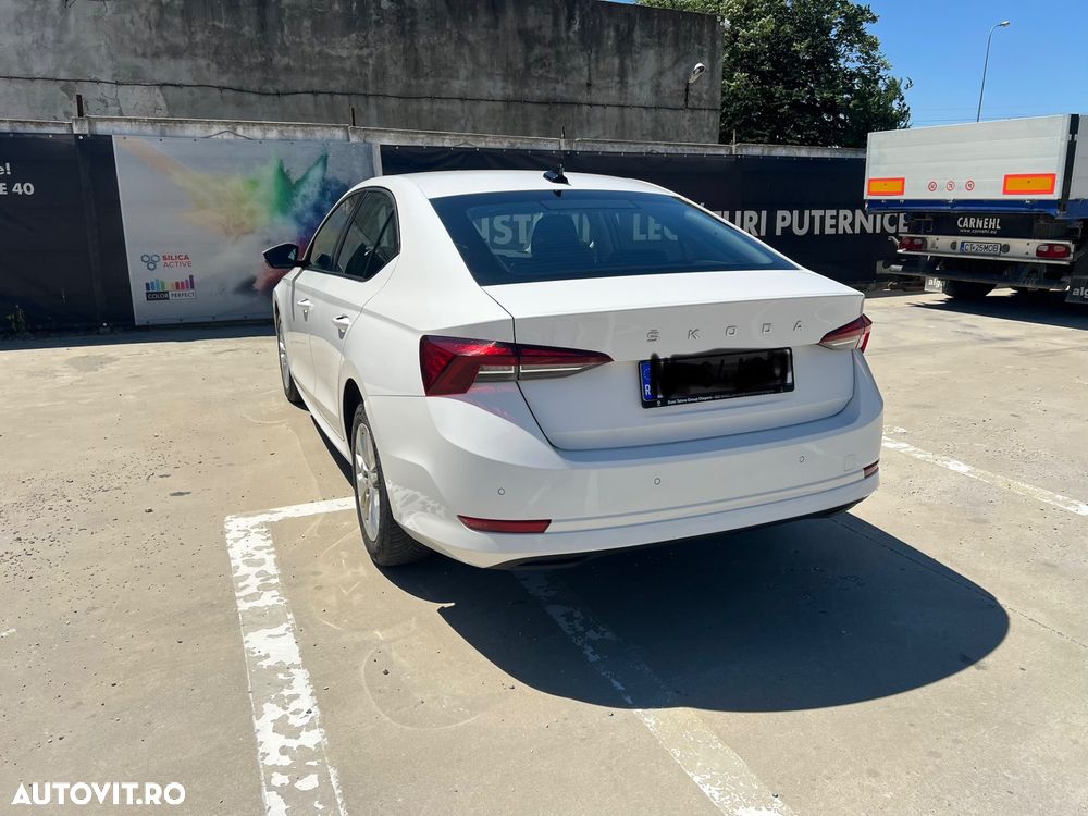 Skoda Octavia 2.0 TDI DSG Style - 8