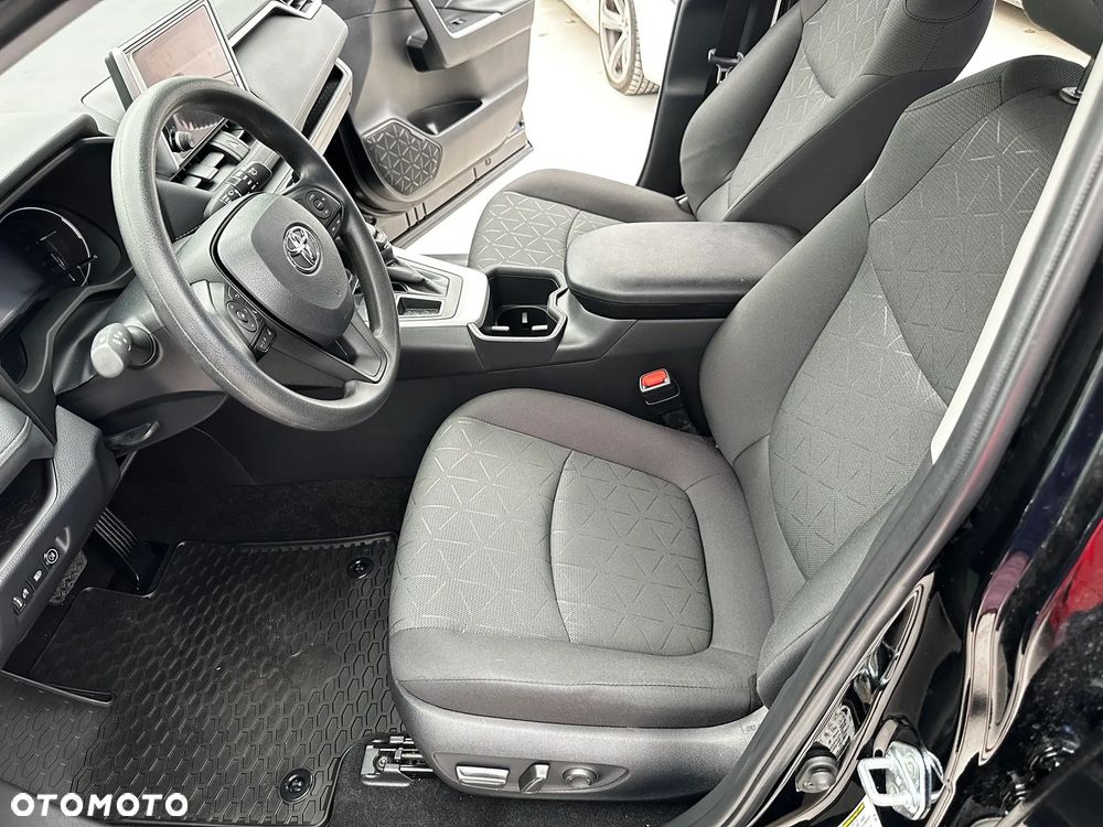 Toyota RAV4 - 7