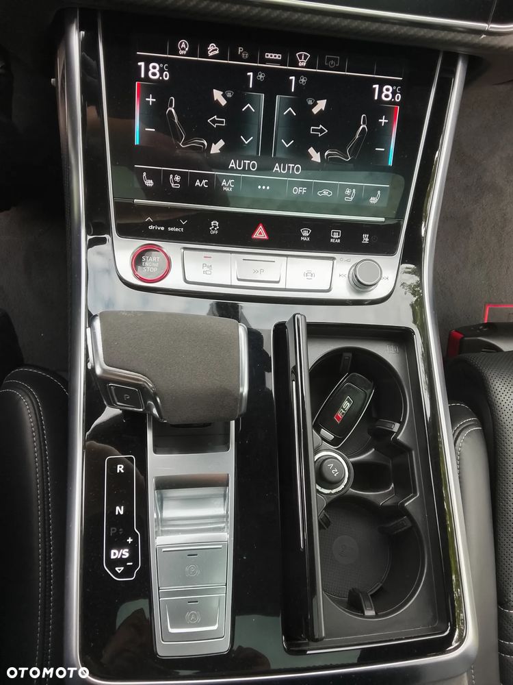 Audi RS Q8 - 36