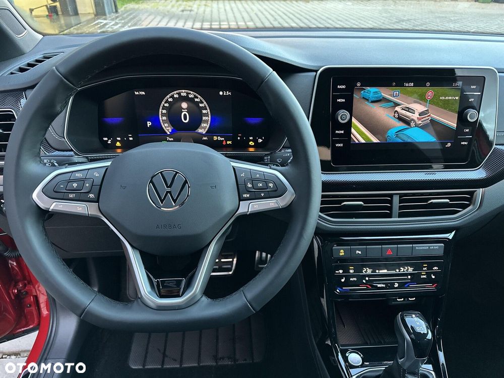 Volkswagen T-Cross - 13