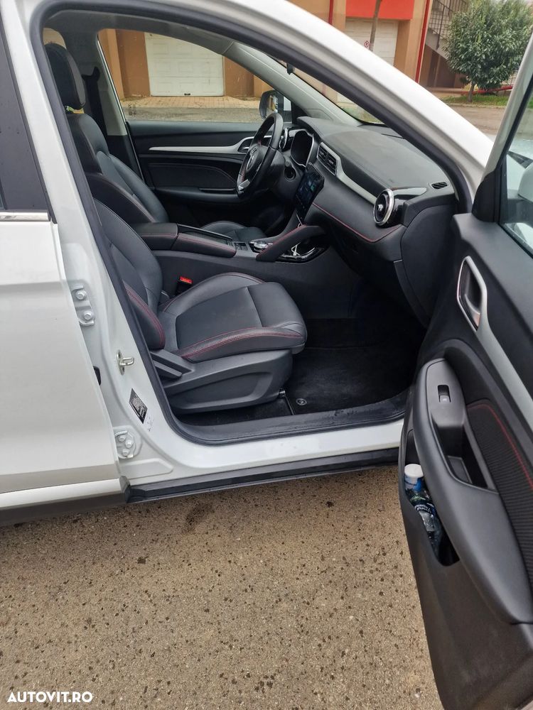 MG ZS EV Maximal Luxury - 13