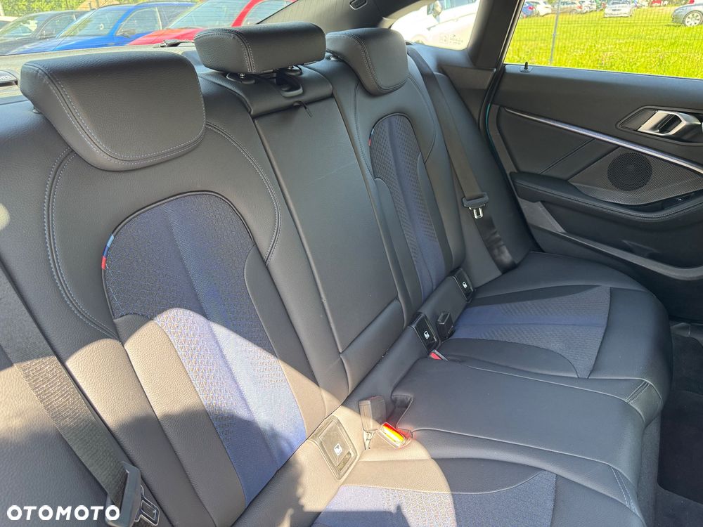 BMW Seria 2 218d GT M Sport - 13