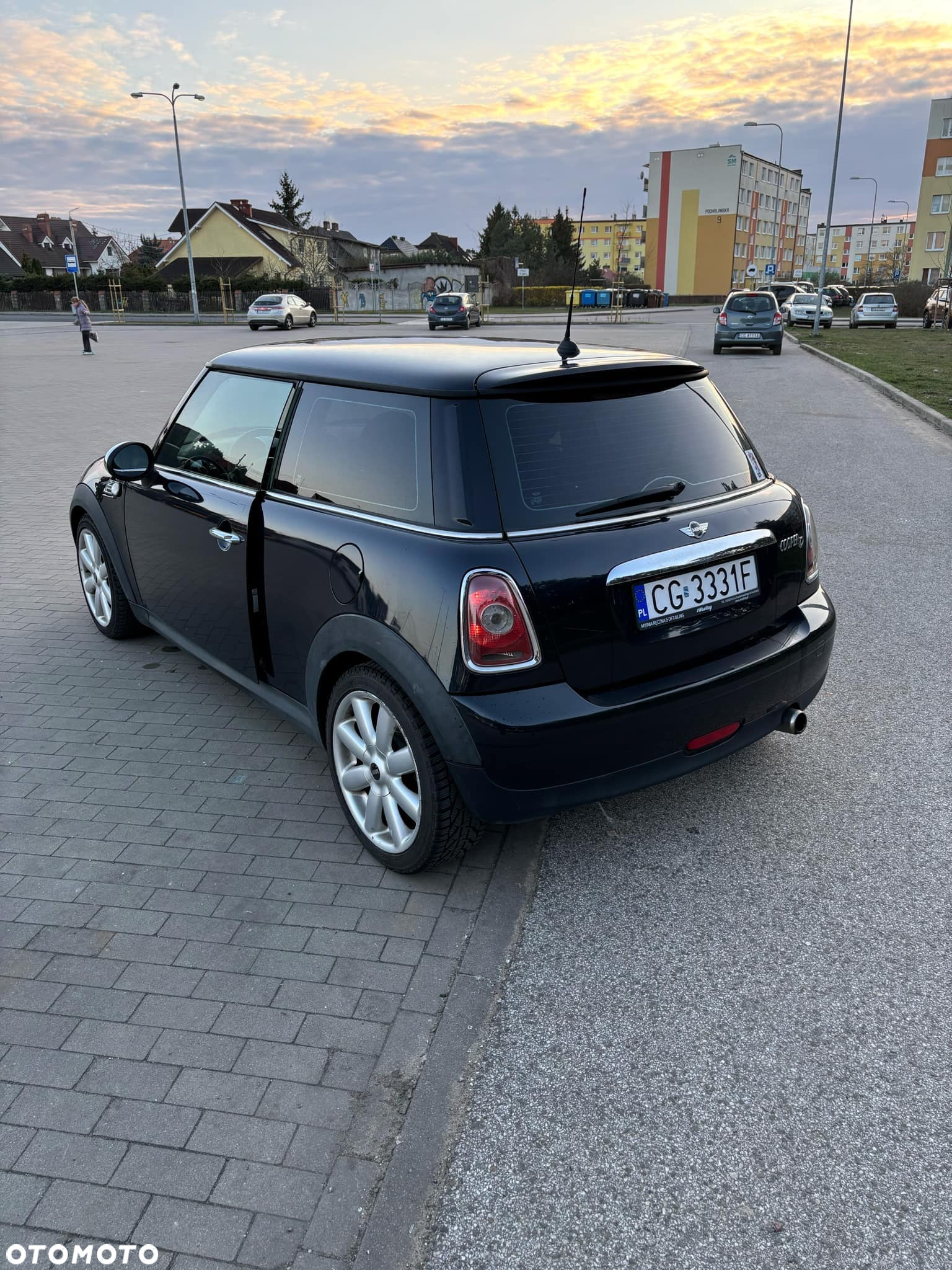MINI Cooper D - 4