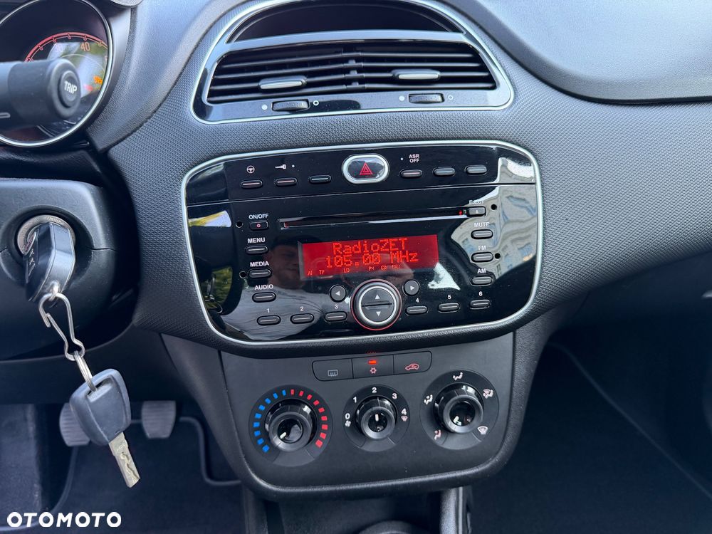 Fiat Punto Evo 1.2 8V Street - 17