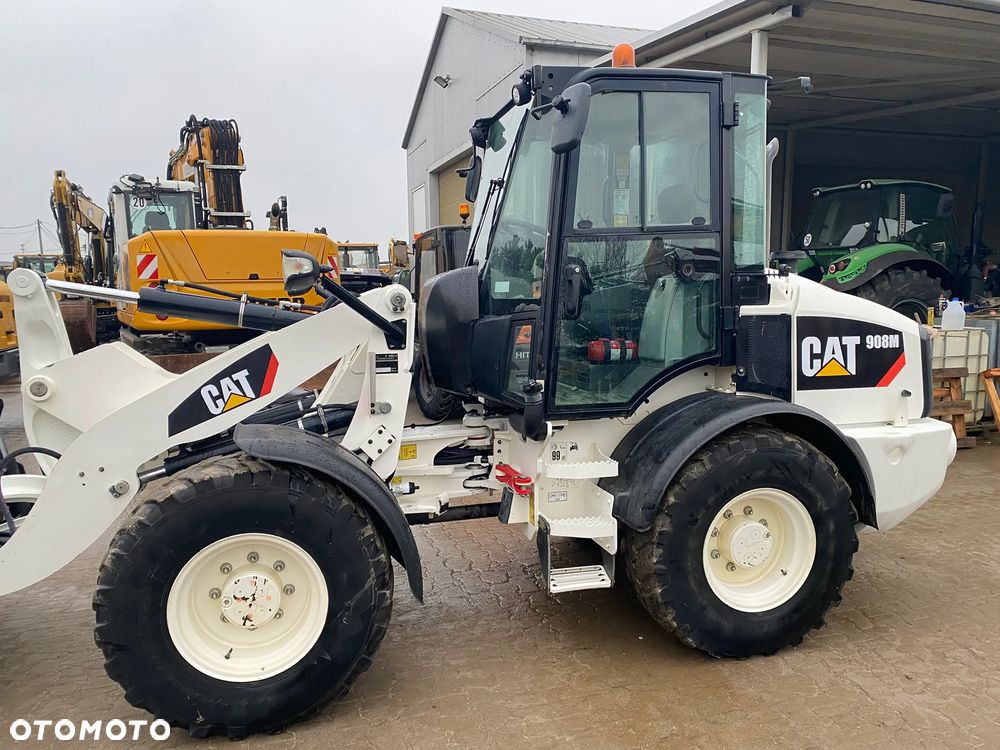 Caterpillar CAT 908M, 2020 ROK, 3400 MTH, ŁYŻKA OTWIERANA + WIDŁY, z NIEMIEC, - 12