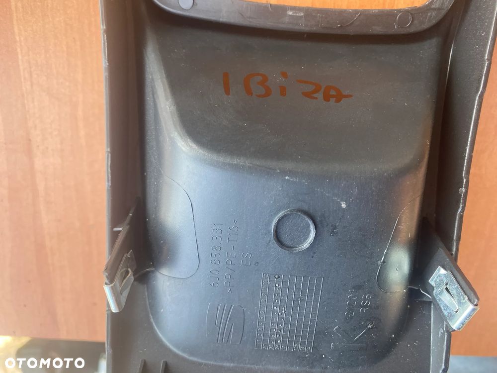 TUNEL ŚRODKOWY RAMKA SEAT IBIZA IV 6J0858331 - 7