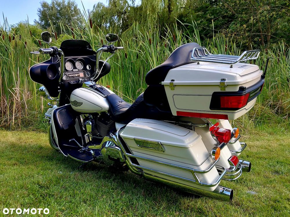 Harley-Davidson FLHTCU Ultra - 12