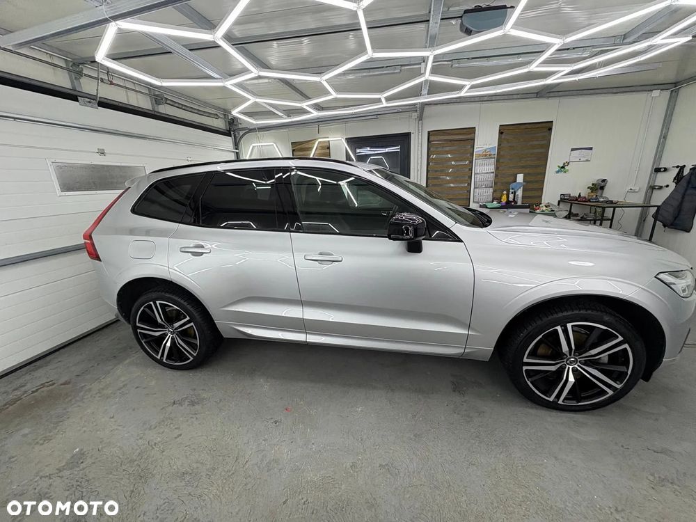 Volvo XC 60 T8 Plug-In Hybrid AWD R-Design - 6