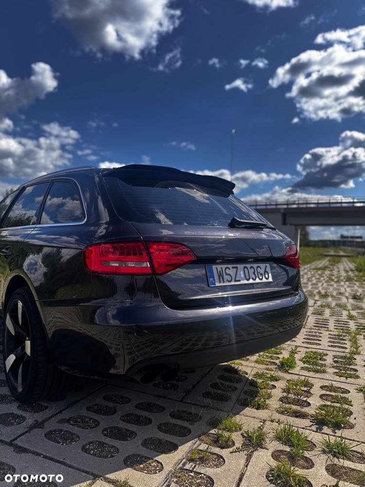 Audi A4 Avant - 4