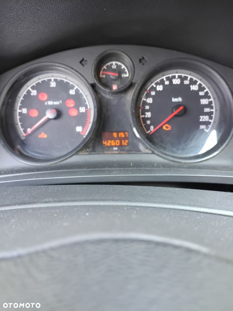 Opel Zafira - 2