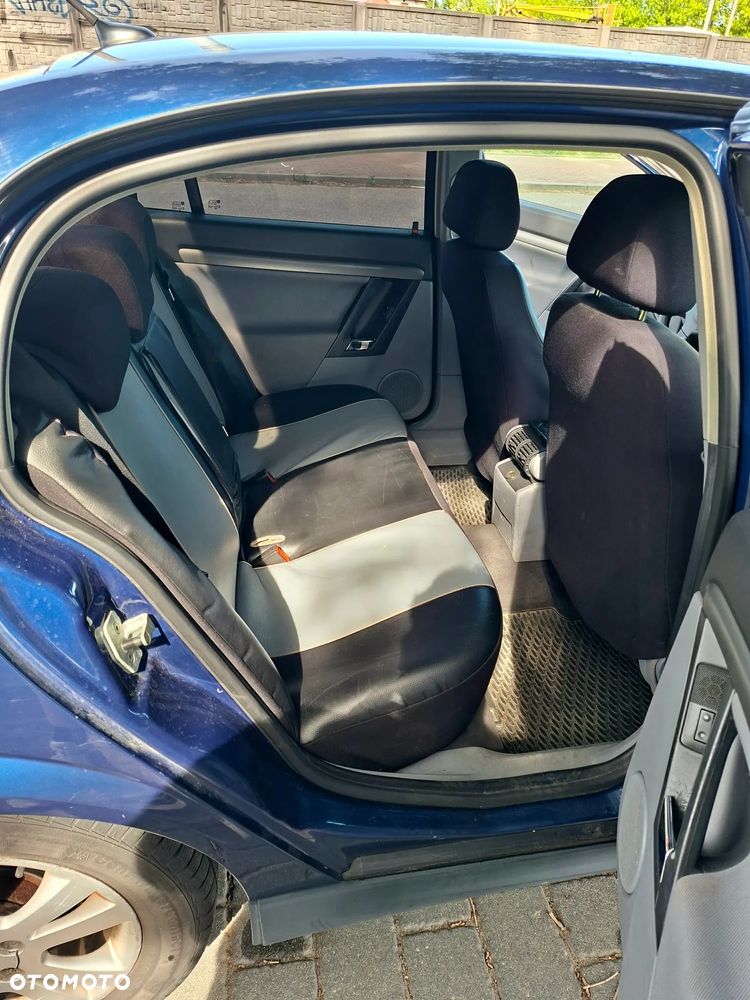 Opel Vectra 1.9 CDTI Essentia - 7