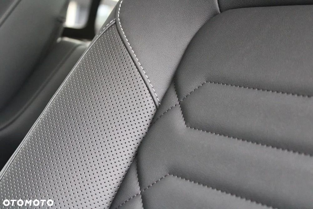 Ford Tourneo Custom 2.5 PHEV CVT 340 L2 Titanium X - 20