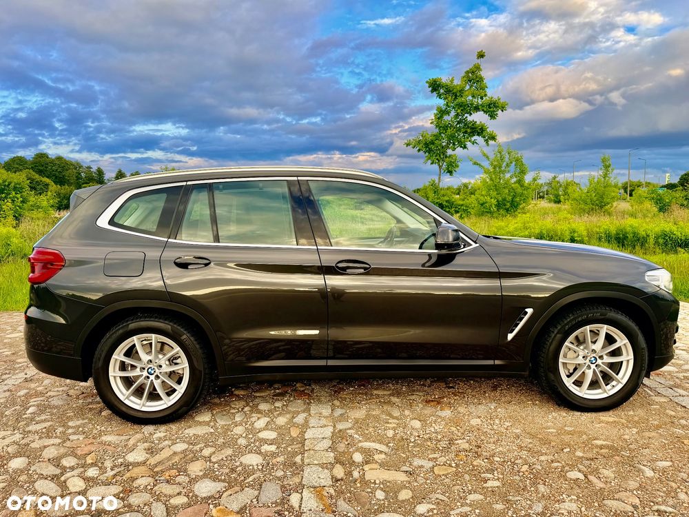 BMW X3 xDrive30e Business Edition sport - 2