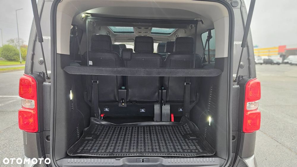 Peugeot Traveller - 5
