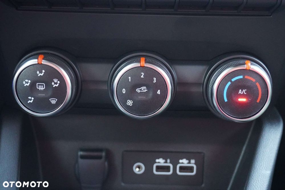 Renault Clio 1.0 TCe Evolution - 16