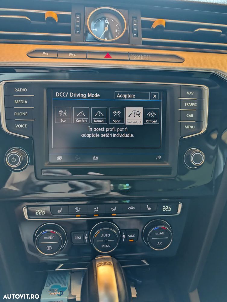 Volkswagen Passat - 12