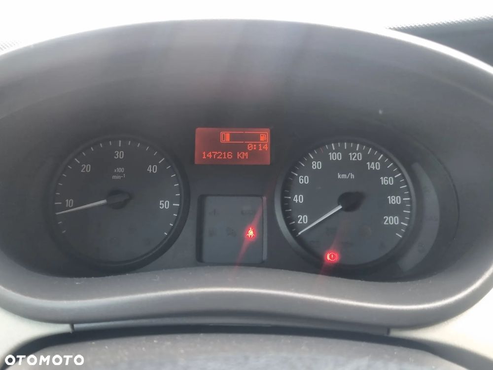 Opel Vivaro - 7
