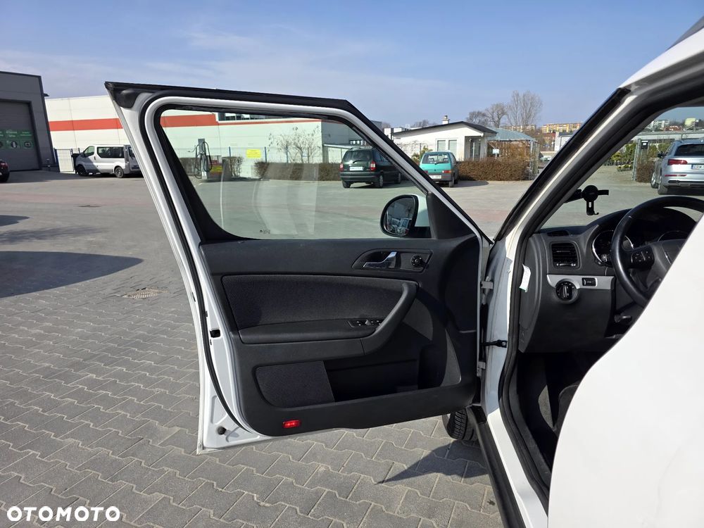 Skoda Yeti 1.2 TSI DSG Elegance PLUS EDITION - 11
