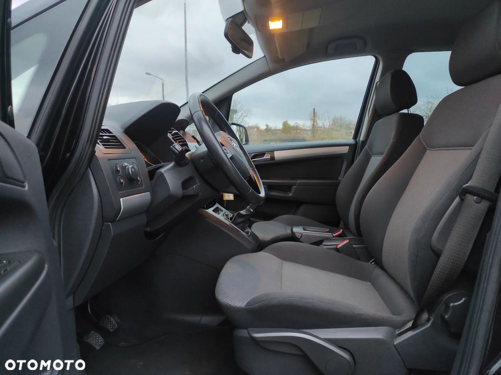 Opel Zafira 1.8 Navi - 13