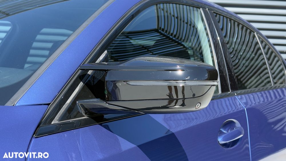 BMW Seria 3 330i xDrive AT - 10