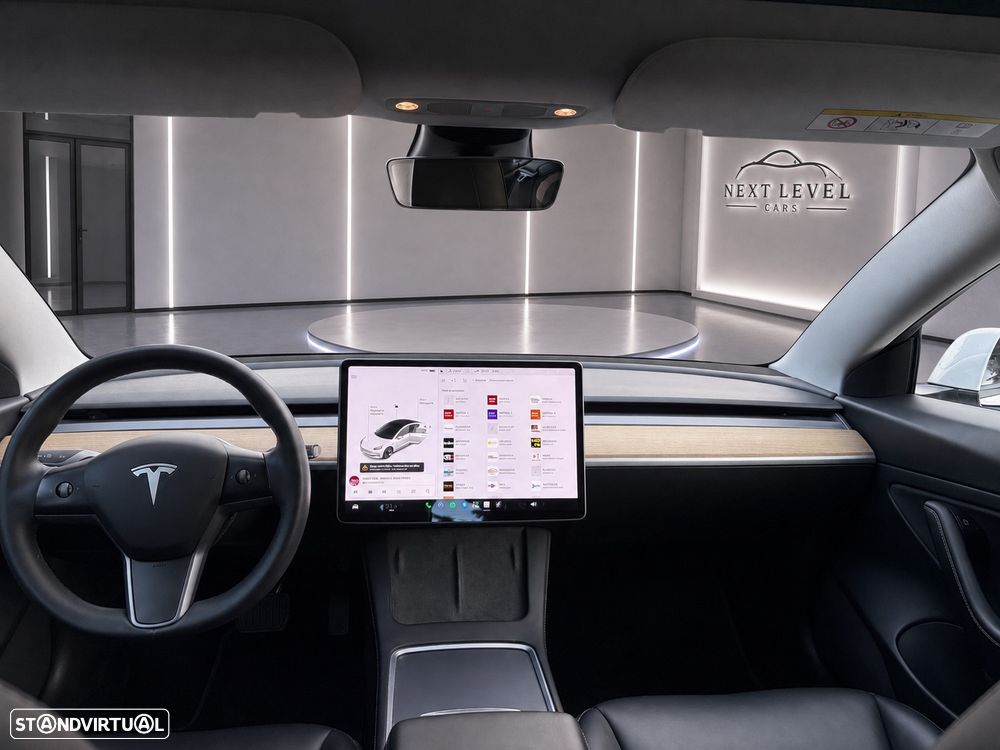 Tesla Model 3 Standard Range Plus RWD - 18