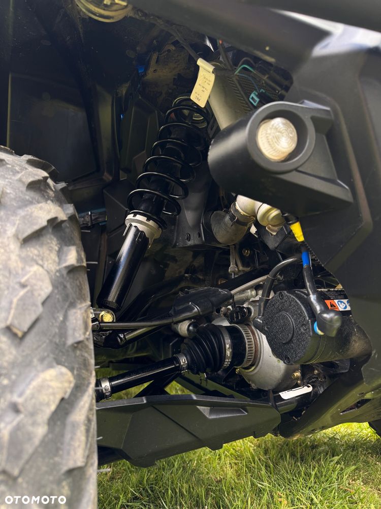 Can-Am Outlander Max - 26