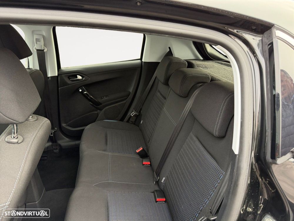 Peugeot 208 1.2 VTi Allure - 13