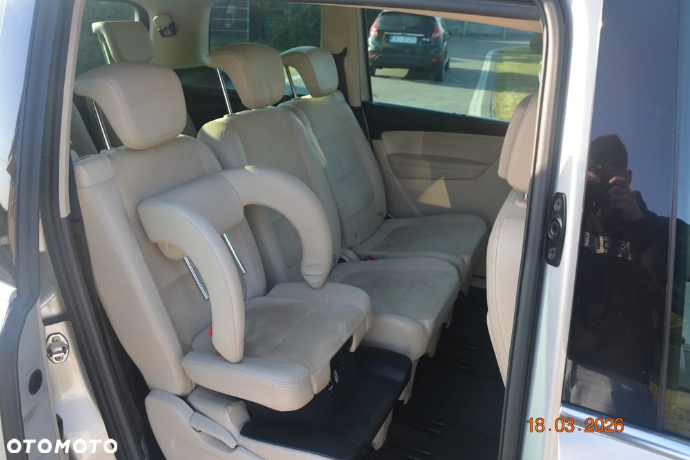 Volkswagen Sharan 2.0 TDI BlueMotion Technology Highline - 11