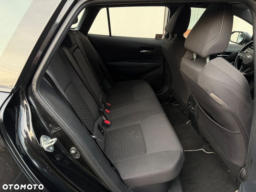 Toyota Corolla 1.8 Hybrid Comfort - 22
