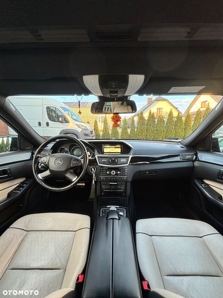 Mercedes-Benz Klasa E 350 CDI BlueEff Avantgarde - 21