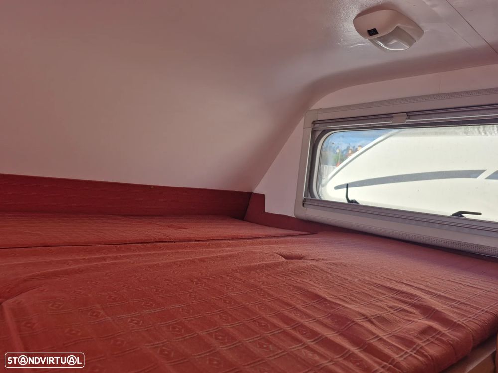 Sky Capuchine FIAT DUCATO 2.8 JTD  - SKY - 7 LUGARES - 6 DORMIDAS - 11