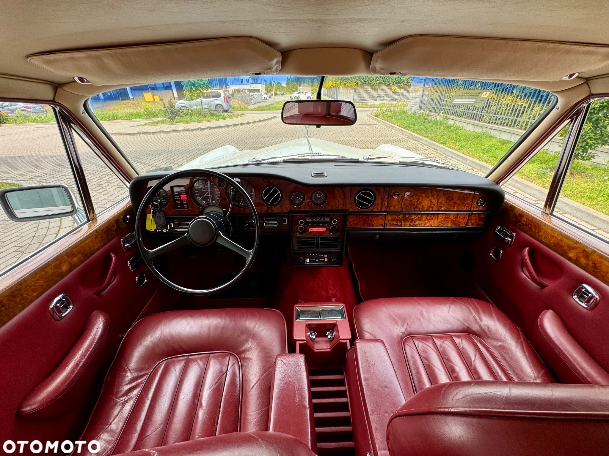 Rolls-Royce Silver Shadow - 23