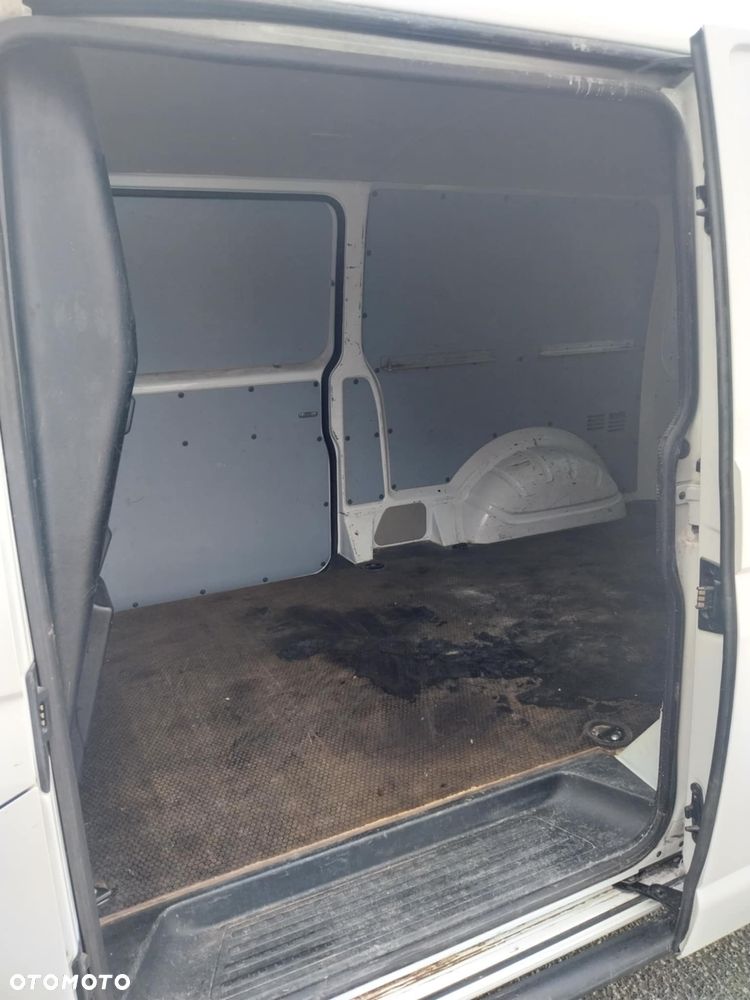 Volkswagen Transporter - 10