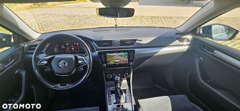 Skoda Superb 2.0 TDI DSG Premium Edition - 7