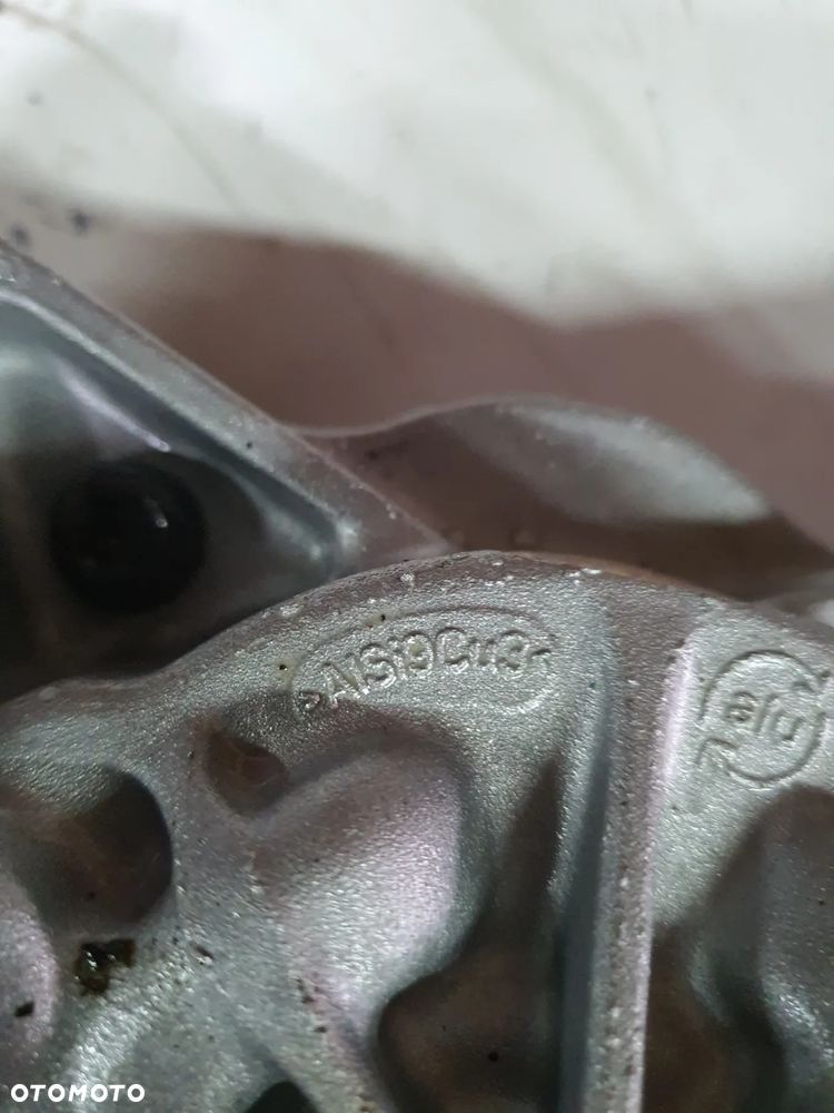 Pompa oleju Volvo FH4 FH5 P23297893 23297893 - 9