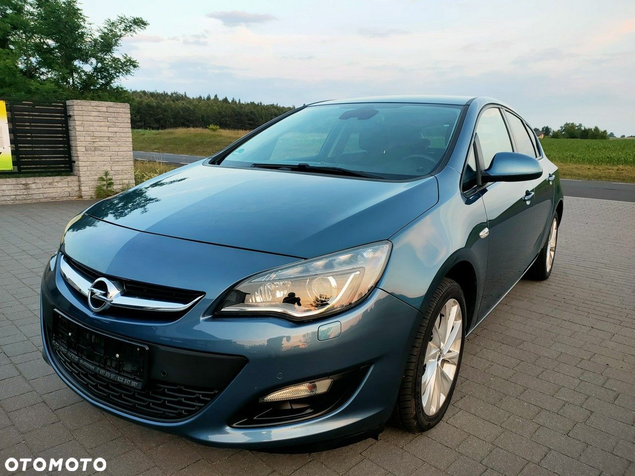 Opel Astra - 1