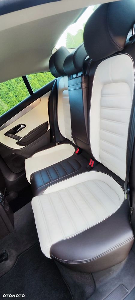 Volkswagen CC 3.6 V6 4Motion DSG - 28