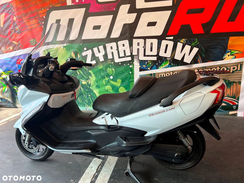 Suzuki Burgman - 15