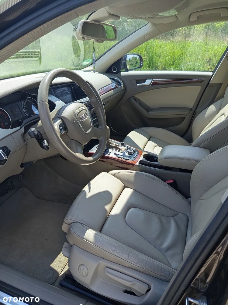 Audi A4 Avant - 11