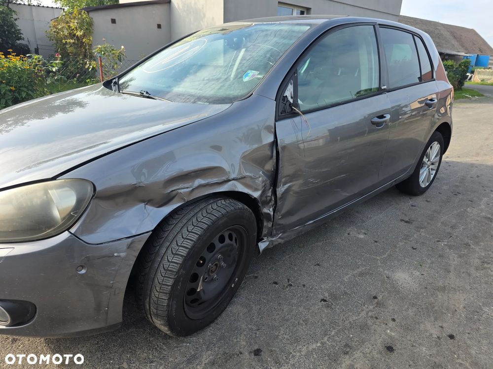 Volkswagen Golf - 9