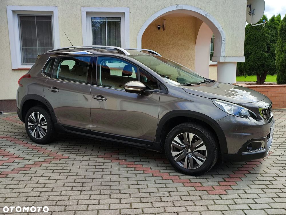 Peugeot 2008 PureTech 110 Stop&Start EAT6 Allure - 33