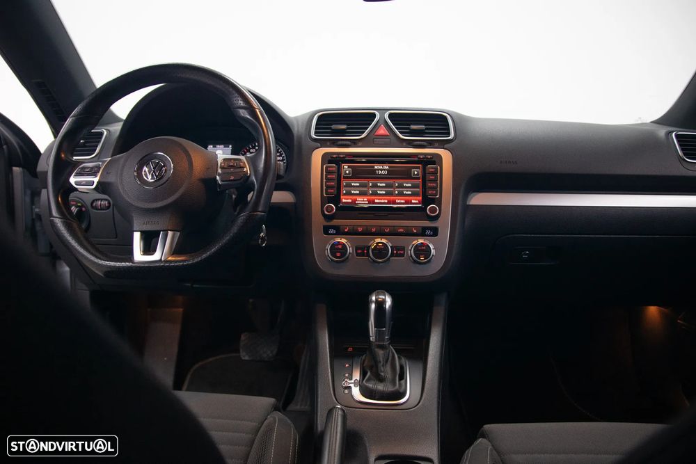 VW Scirocco 2.0 TSI DSG - 48