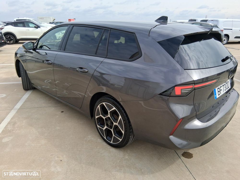 Opel Astra Sports Tourer - 10