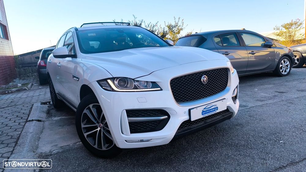 Jaguar F-Pace