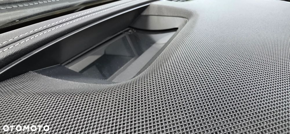 Mercedes-Benz Klasa E 220 d 4-Matic 9G-TRONIC - 13